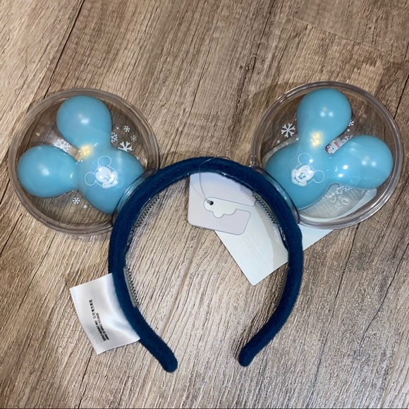🌸NWT Mickey Mouse Snowman Balloon Light-Up Ear Headband for Adults - Picture 3 of 4